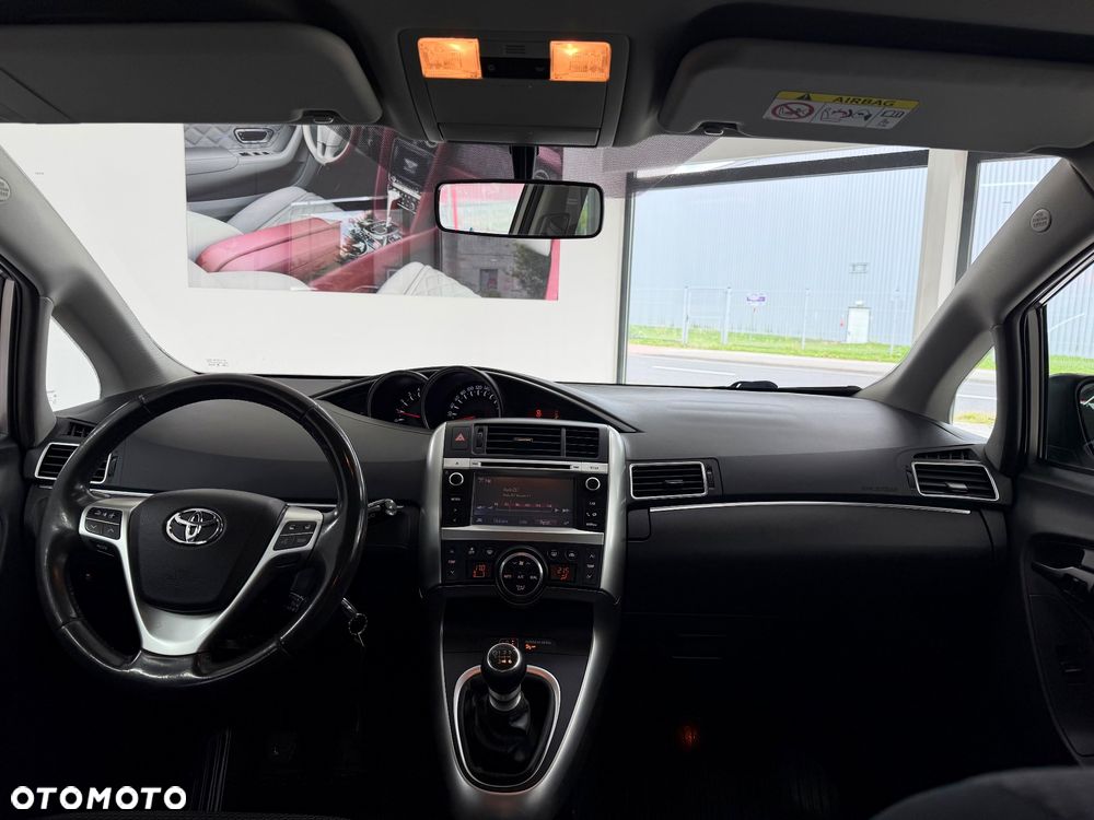 Toyota Verso 1.6 D-4D Prestige - 36
