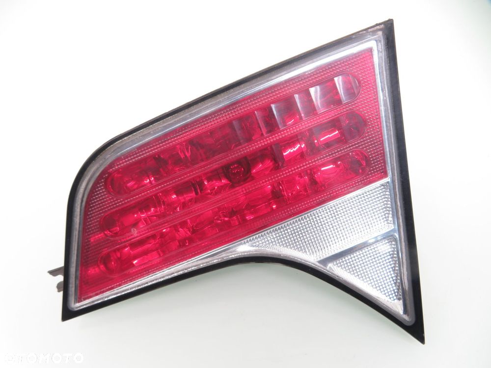 LAMPA PRAWA TYLNA KLAPA HONDA CIVIC VIII SEDAN USA - 4