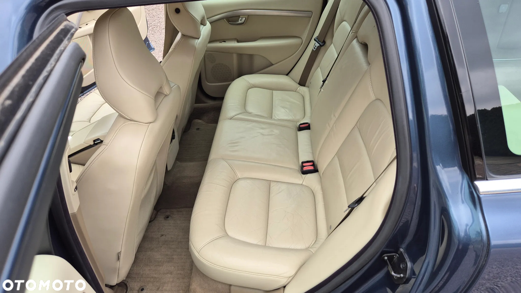 Volvo V70 T6 AWD Momentum - 16