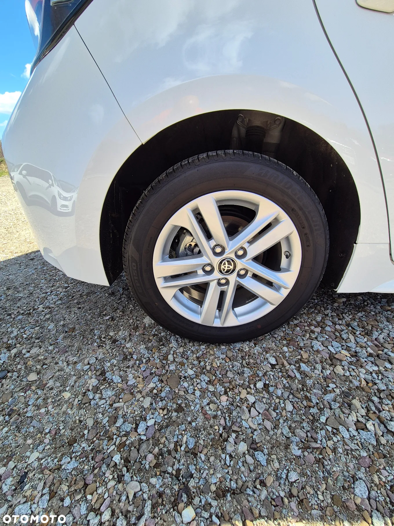 Toyota Corolla ver-1-8-hybrid-style - 28