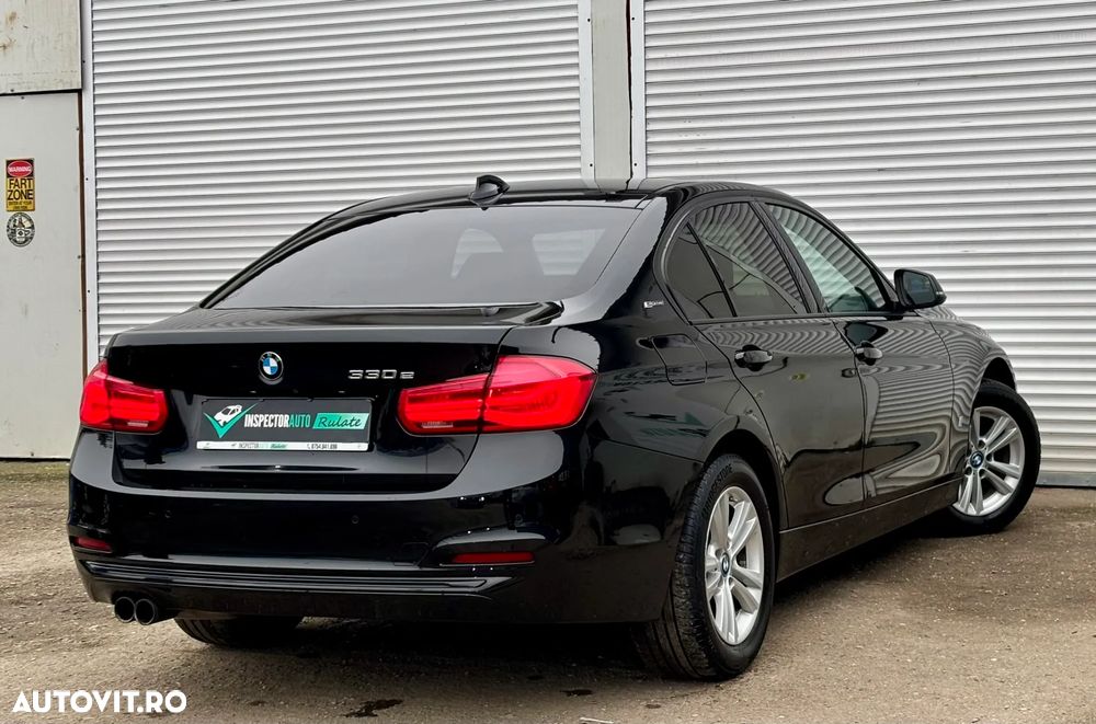 BMW Seria 3 330e iPerformance Sport Line - 15