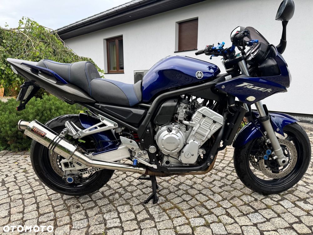 Yamaha FZS - 16