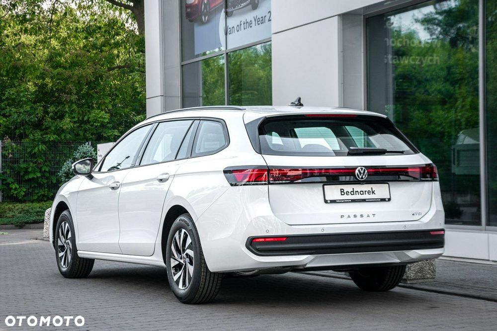 Volkswagen Passat - 7