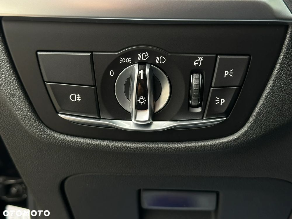 BMW X3 xDrive20d sport - 28