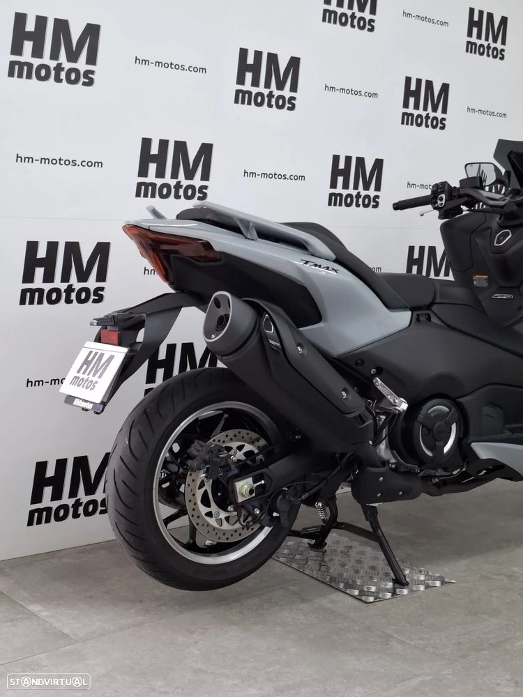 Yamaha TMAX TECH MAX - 13