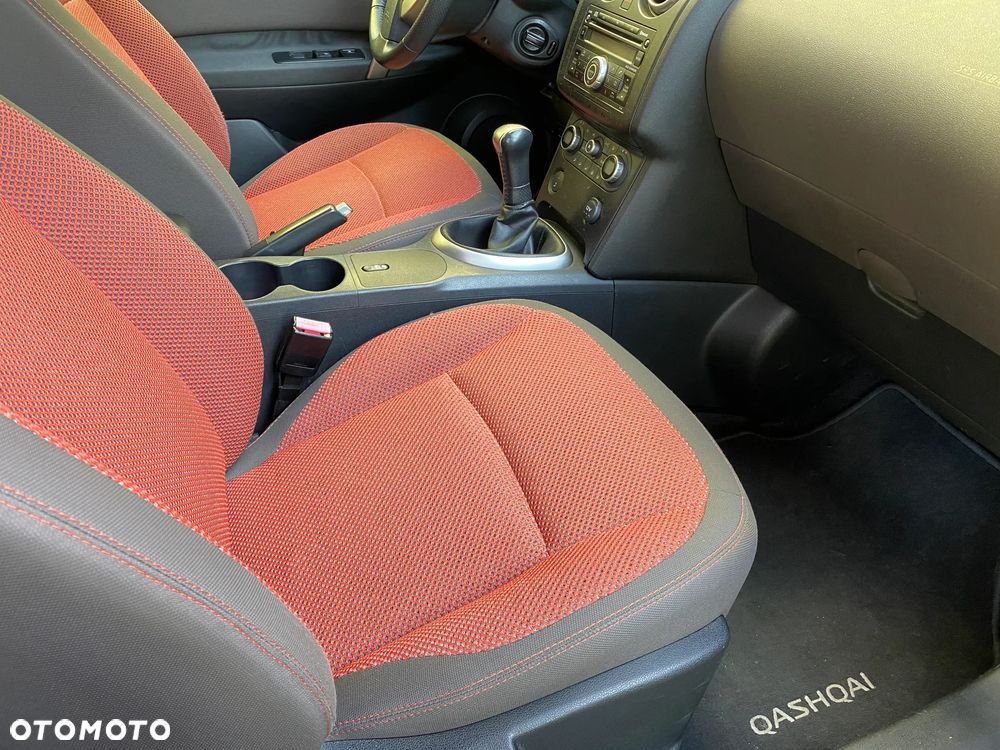 Nissan Qashqai - 11