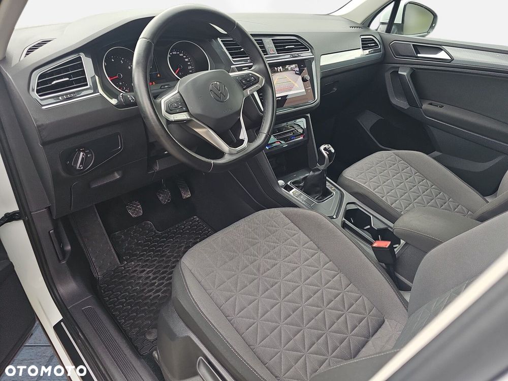 Volkswagen Tiguan 1.5 TSI EVO Life - 10
