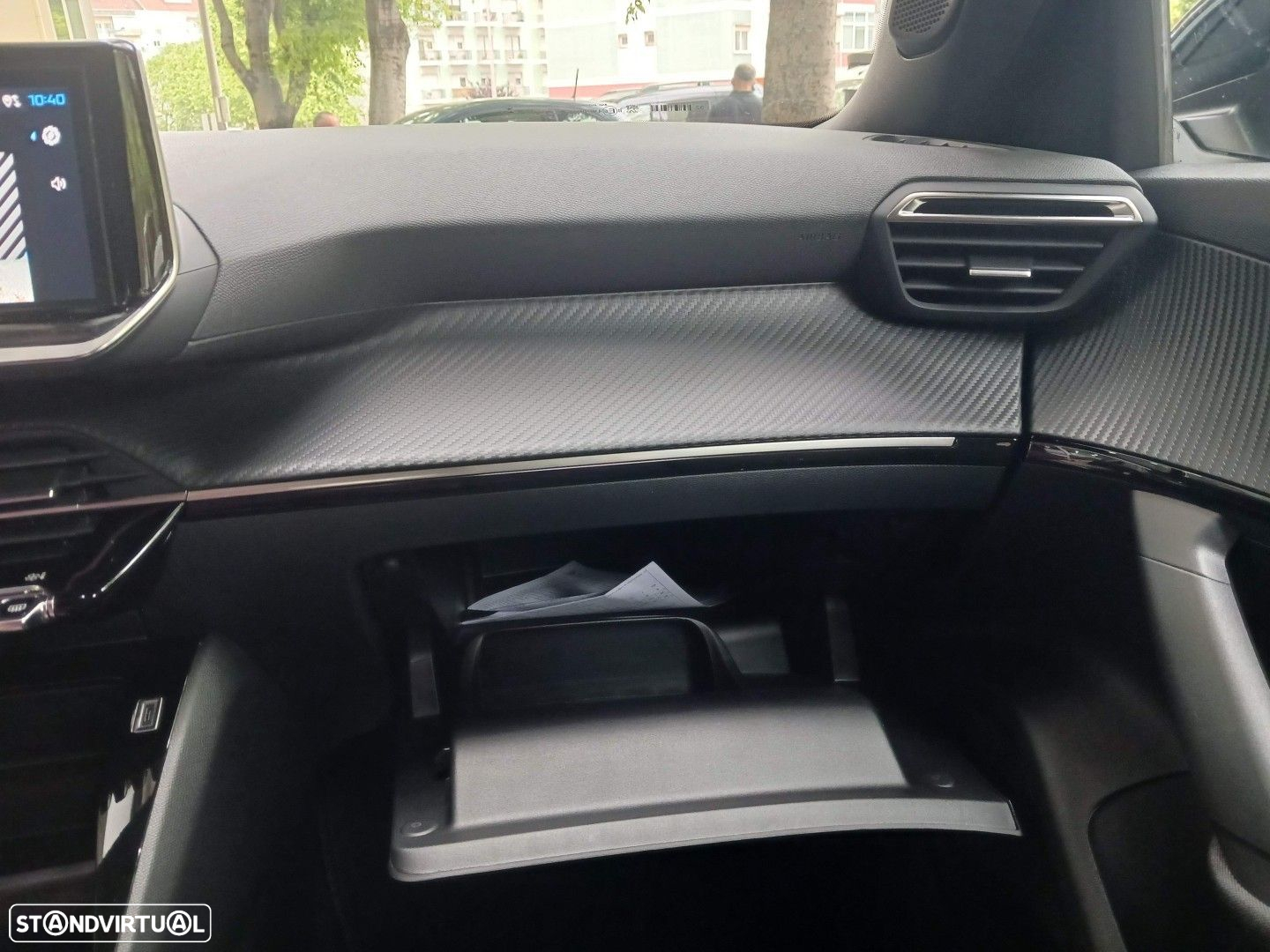 Peugeot e-2008 54 kWh Active - 21