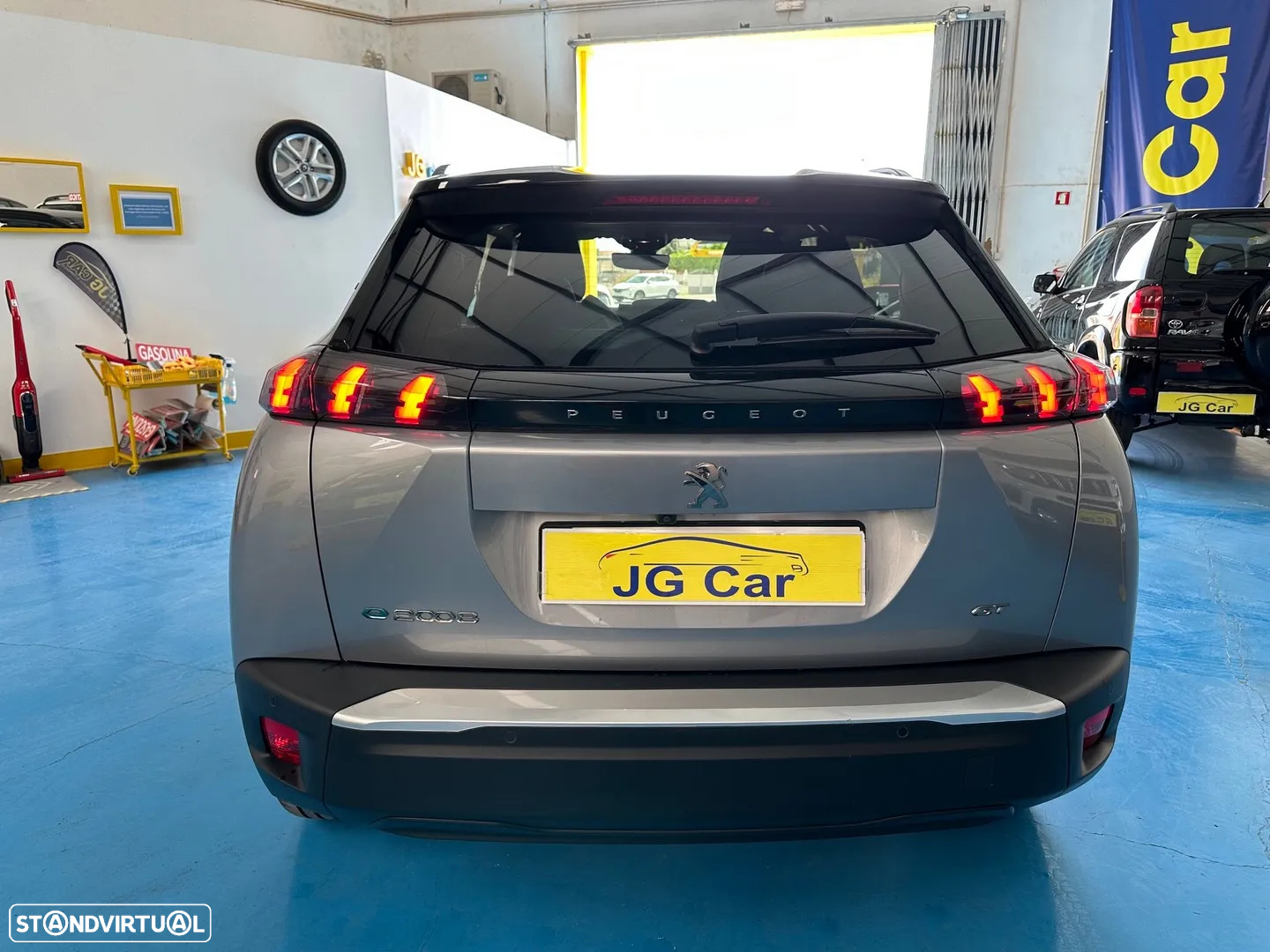 Peugeot e-2008 50 kWh GT - 7