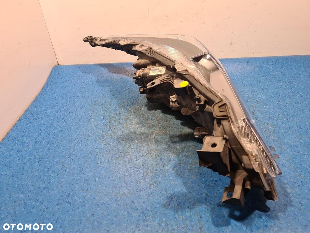 TOYOTA COROLLA E21 REFLEKTOR LEWY 81150-02T30-00 - 3
