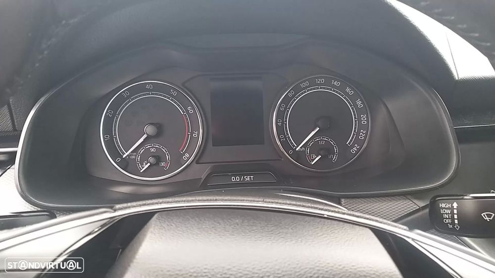 Skoda Kamiq 1.0 TSI Ambition - 36