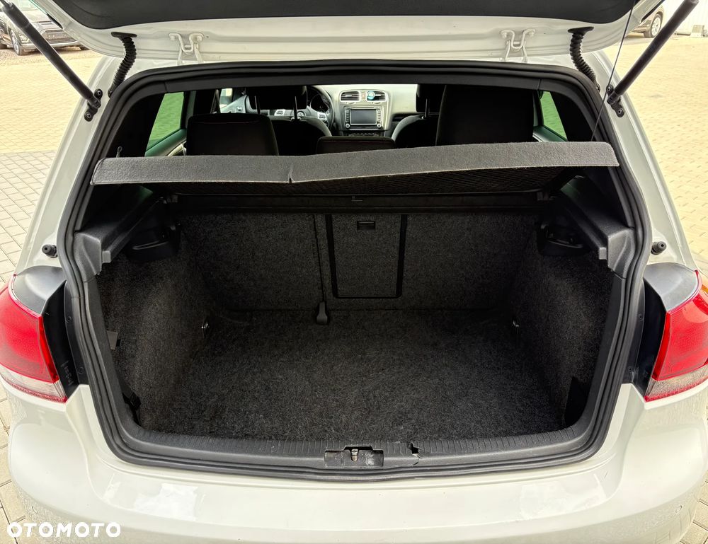 Volkswagen Golf 2.0 GTI DSG - 12