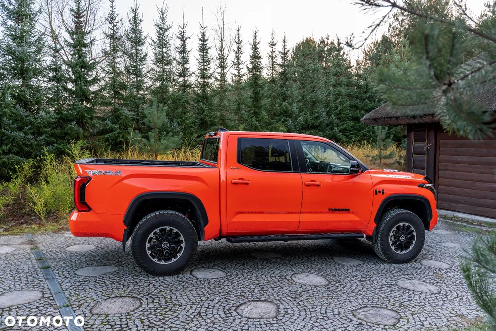 Toyota Tundra - 15