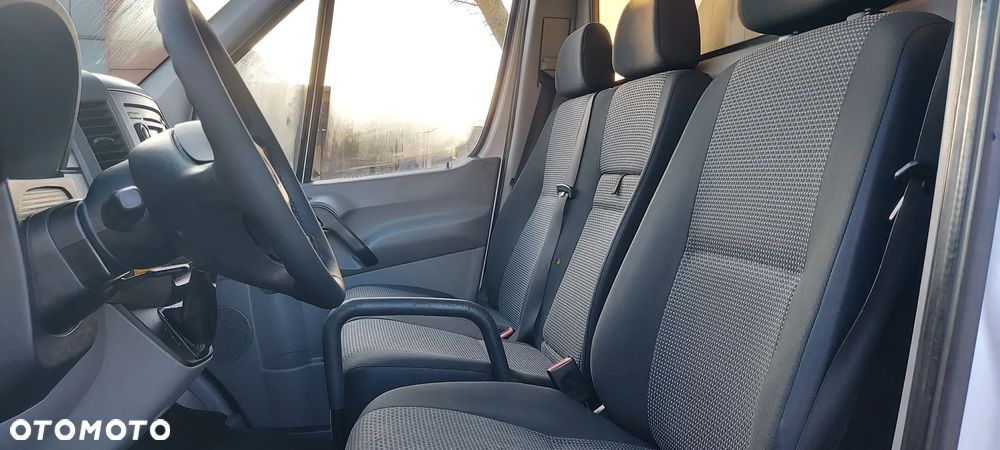 Mercedes-Benz SPRINTER - 9