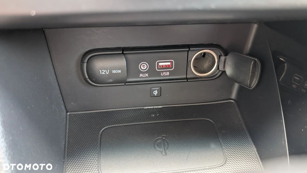 Kia Niro 1.6 GDI HEV 2WD OPF Edition 7 - 26