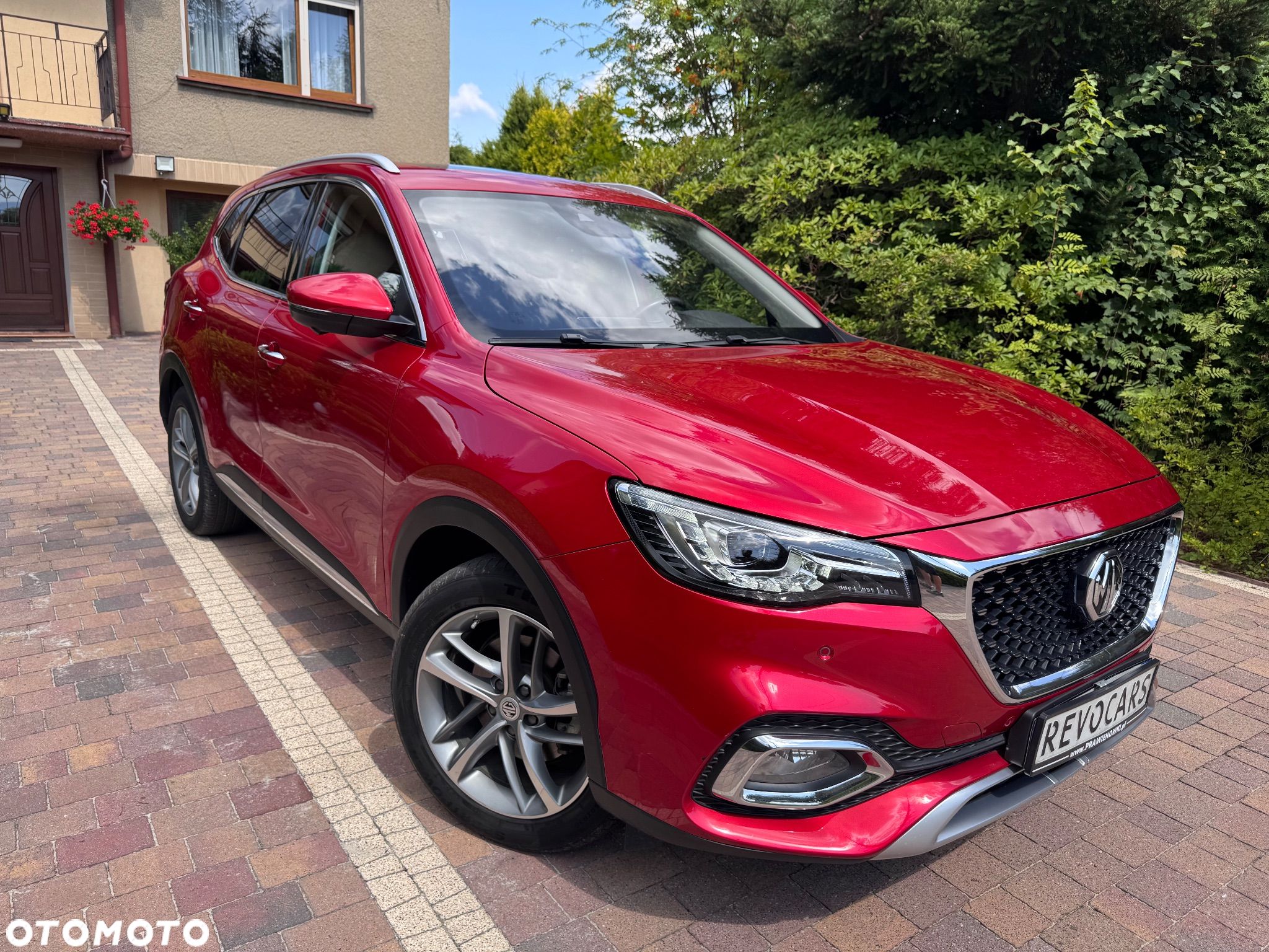 MG EHS PHEV Luxury - 1