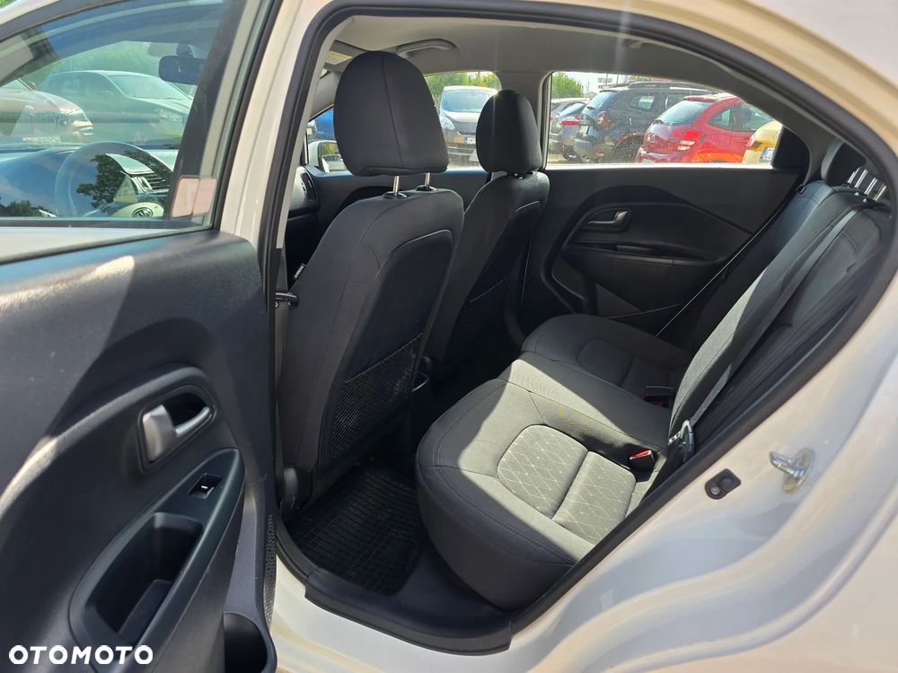 Kia Rio 1.2 Business Line - 26
