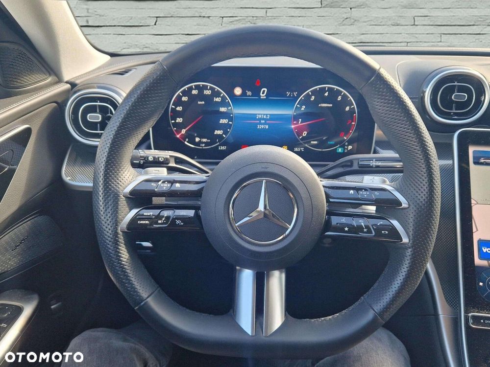 Mercedes-Benz Klasa C 180 mHEV AMG - 9