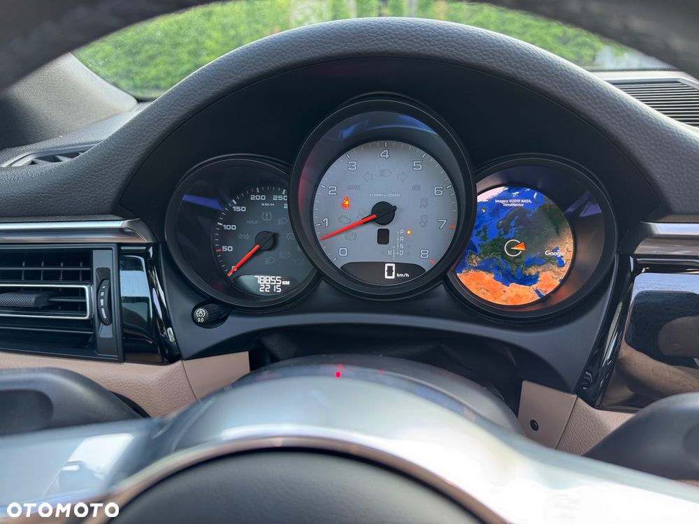 Porsche Macan S - 13