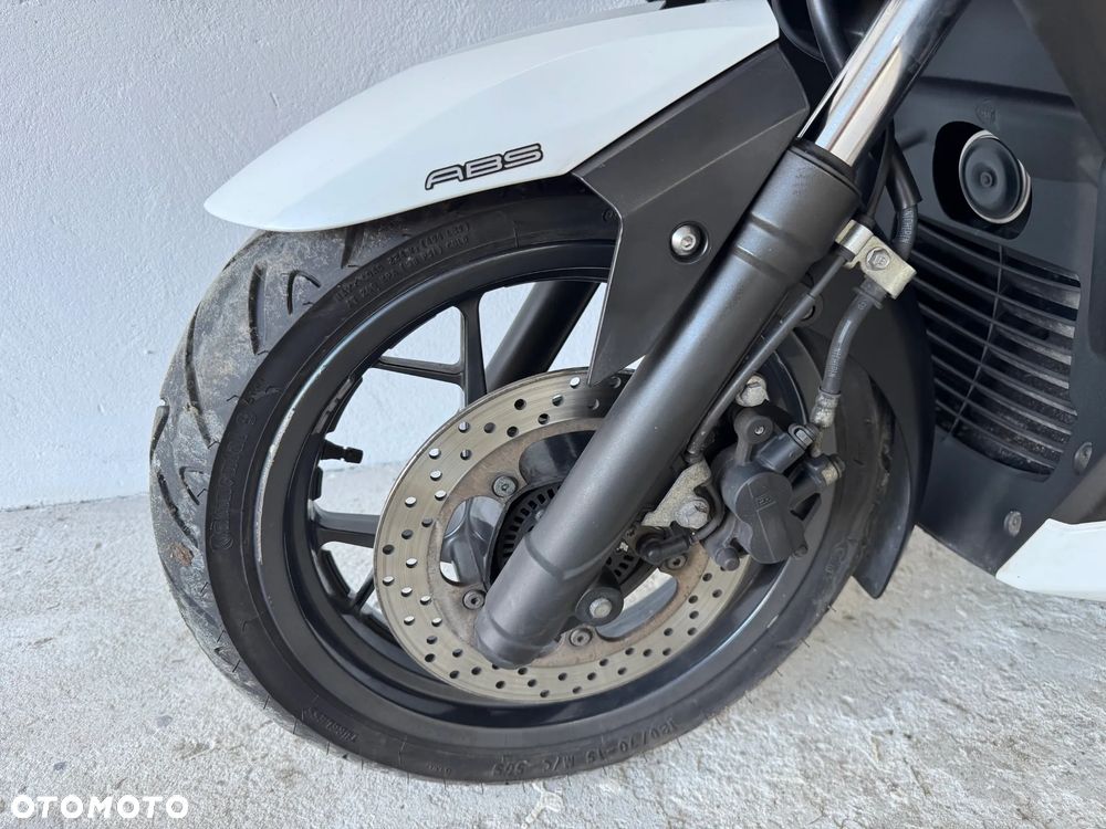 Yamaha X-max - 24