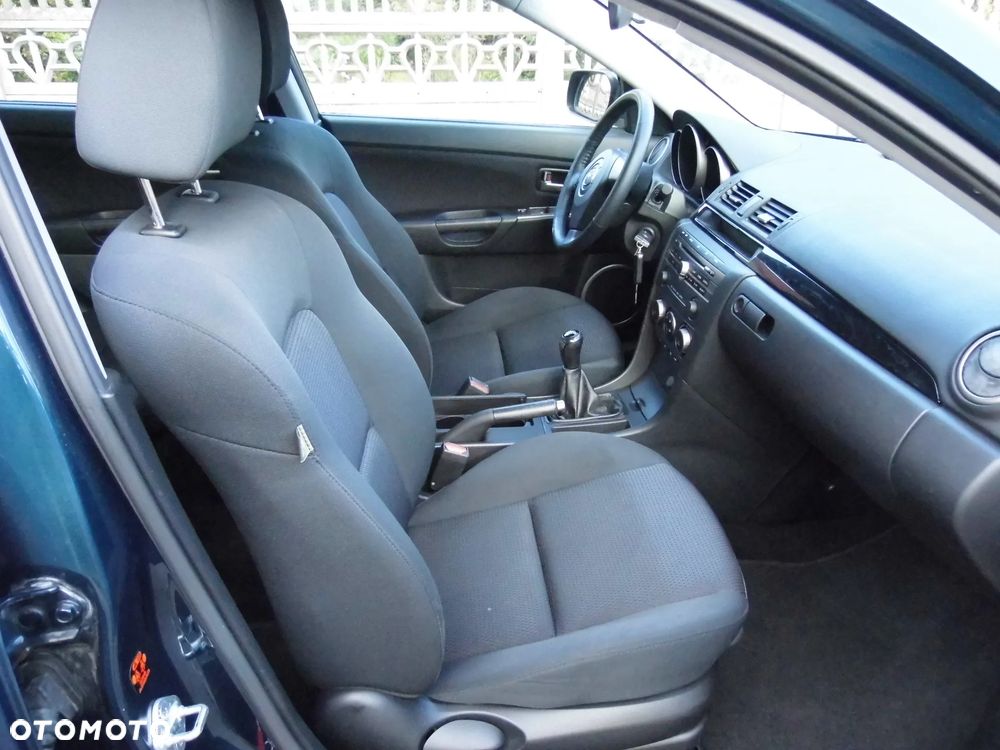 Mazda 3 1.6 Sport Exclusive - 19