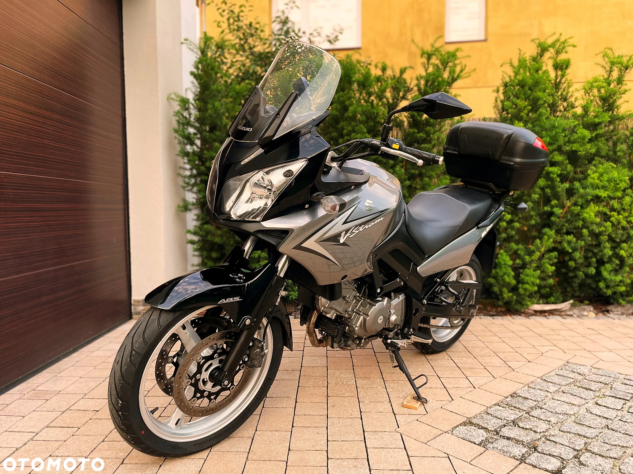 Suzuki DL - 4