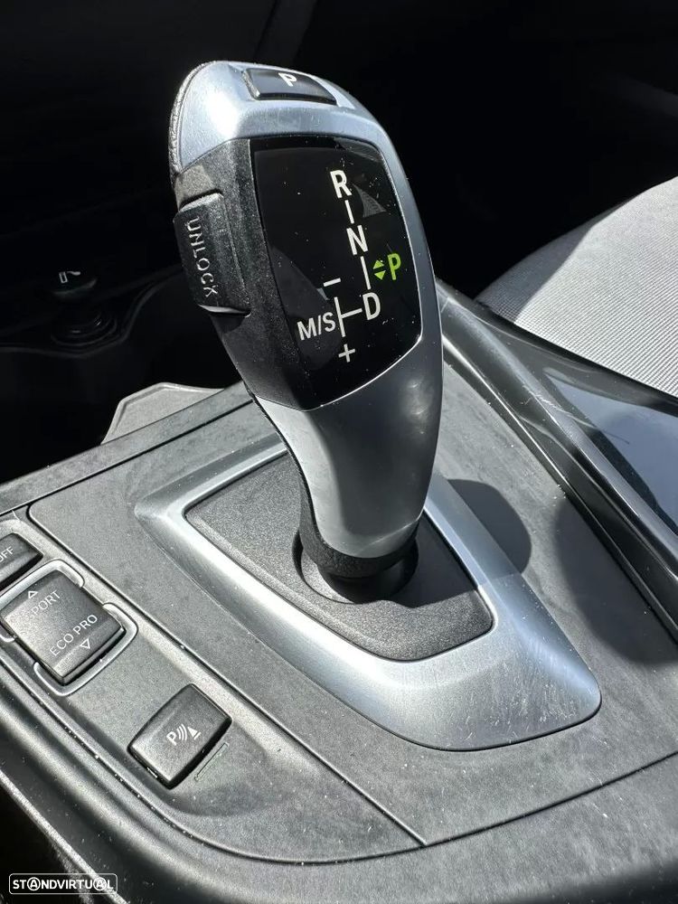 BMW 118 d Aut. Urban Line - 40