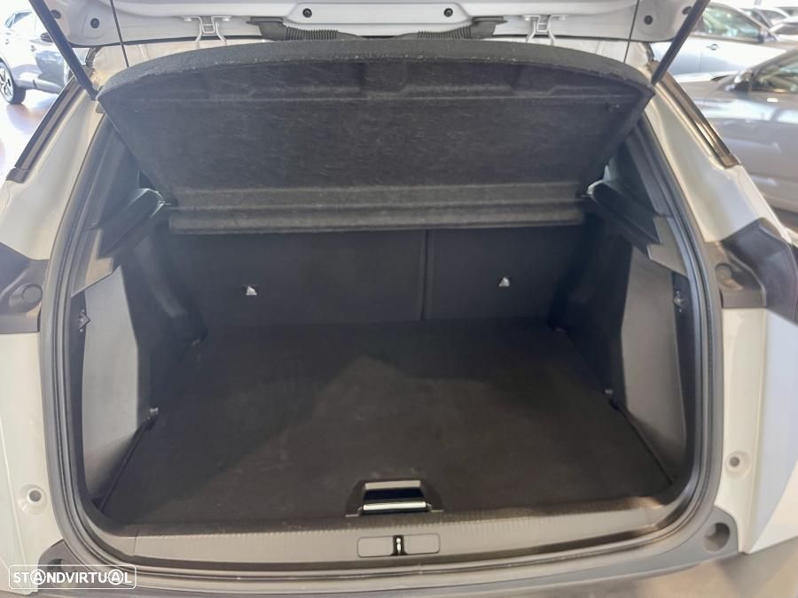 Peugeot 2008 1.2 PureTech GT Pack EAT8 - 34