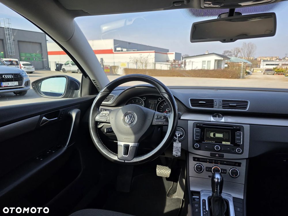 Volkswagen Passat 1.4 TSI DSG BlueMotion Technology Business Edition - 6