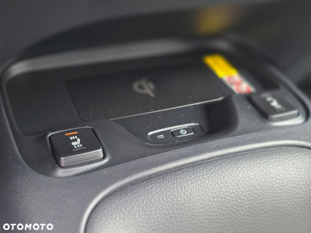 Toyota Corolla 1.8 Hybrid Comfort - 25