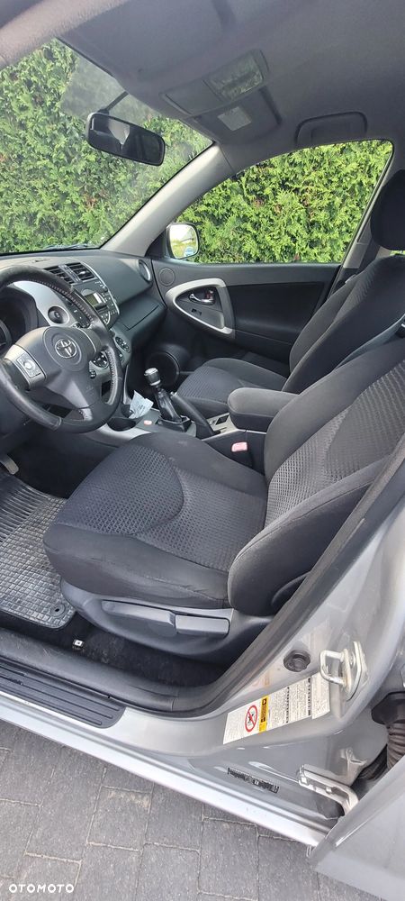Toyota RAV4 2.2 D-CAT 4x4 Executive - 37