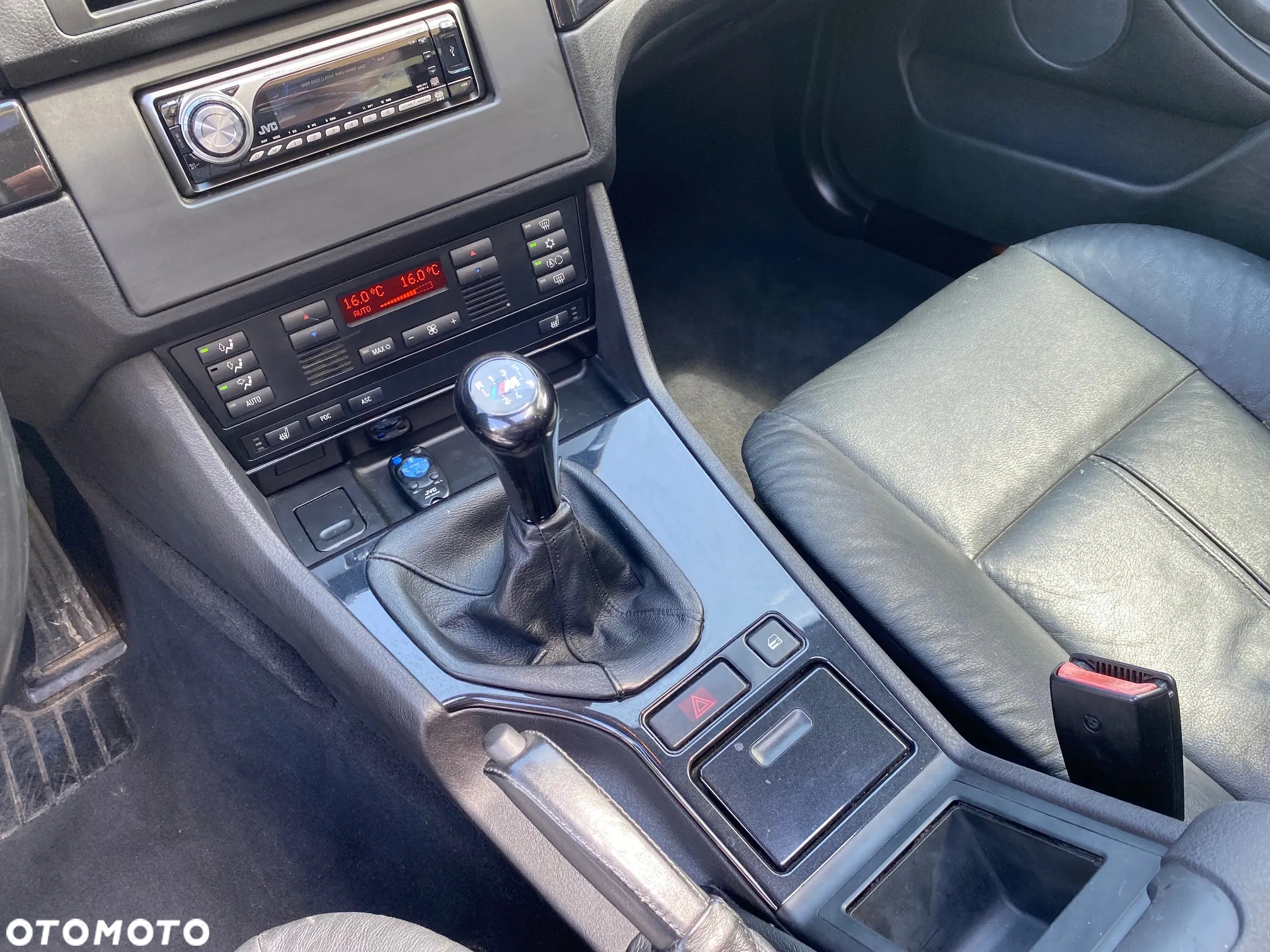 BMW Seria 5 520i - 7