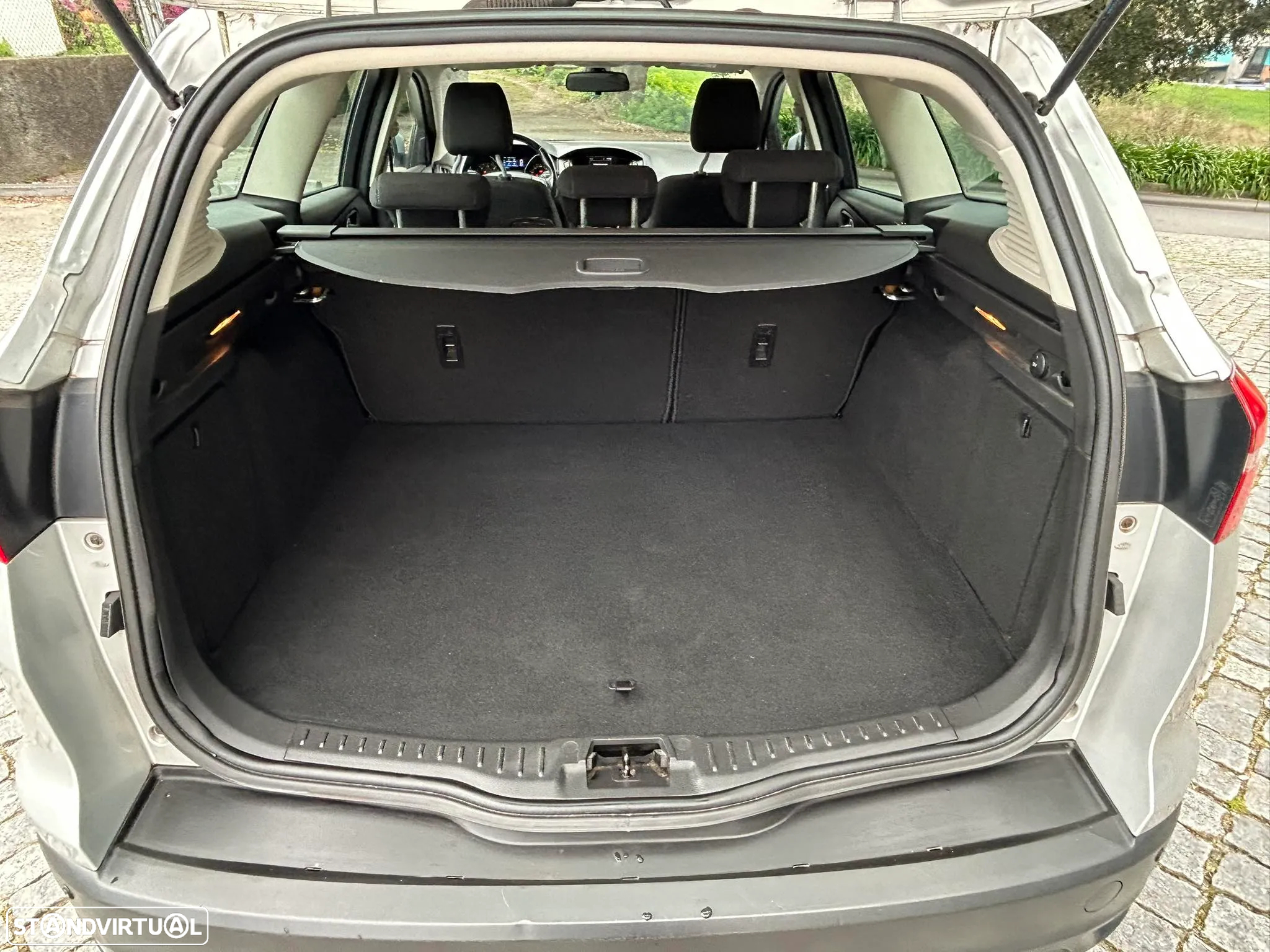 Ford Focus SW 1.5 TDCi Trend+ - 9