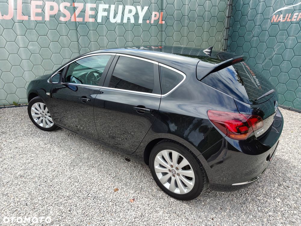 Opel Astra 1.4 Turbo Exklusiv - 9