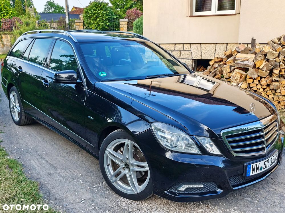 Mercedes-Benz Klasa E - 23
