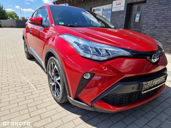 Toyota C-HR 2.0 Hybrid Team Deutschland
