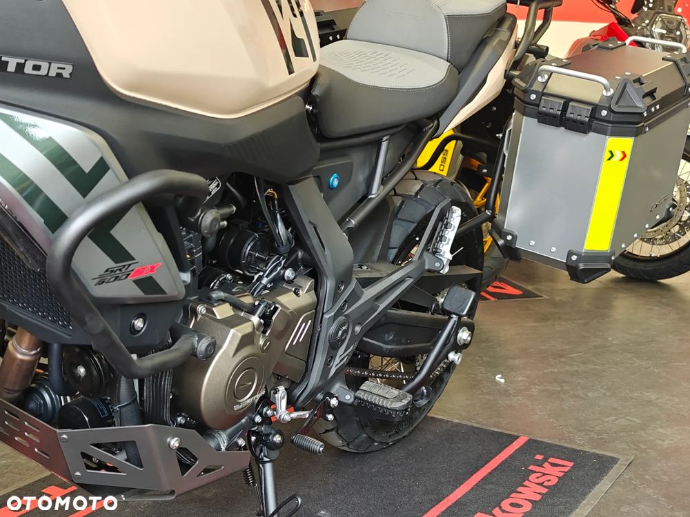 QJMOTOR SRT 600SX - 17