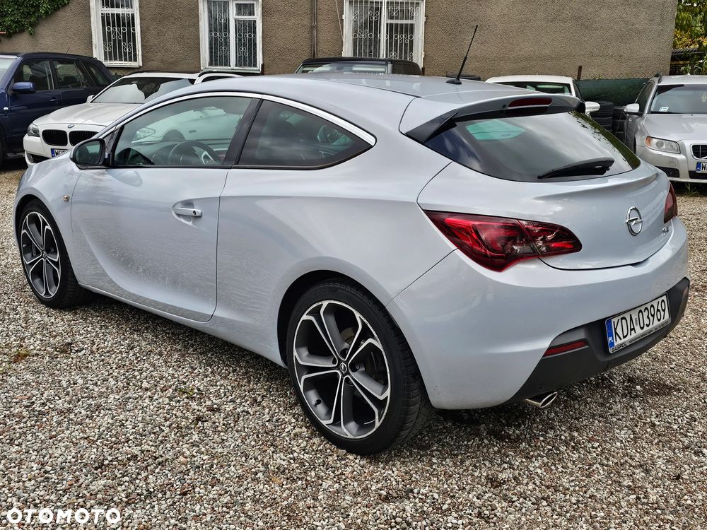 Opel Astra 1.4 Turbo - 4