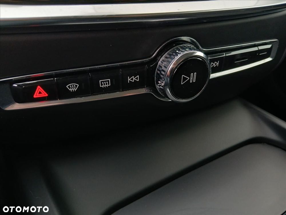 Volvo V60 D3 Momentum Pro - 16