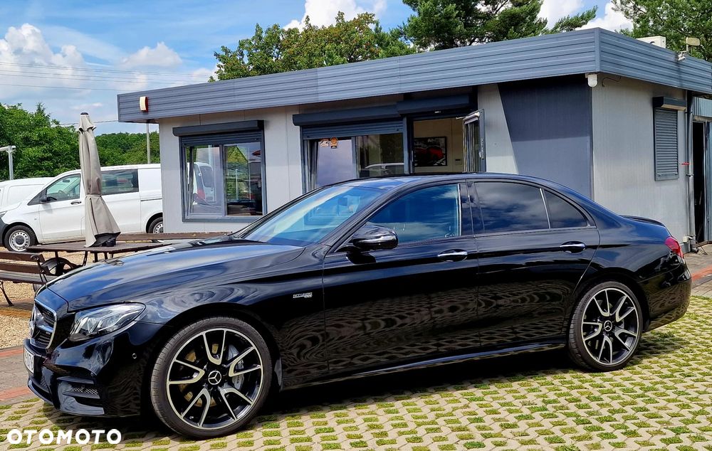 Mercedes-Benz Klasa E 43 AMG 4Matic 9G-TRONIC - 4