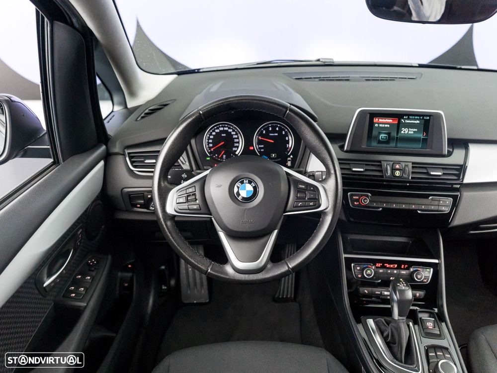 BMW 225xe Active Tourer Advantage - 13