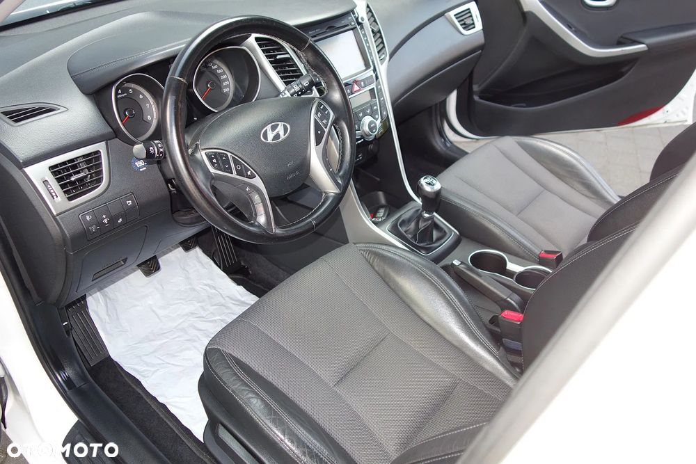 Hyundai i30 1.6 Fifa World Cup Edition - 3