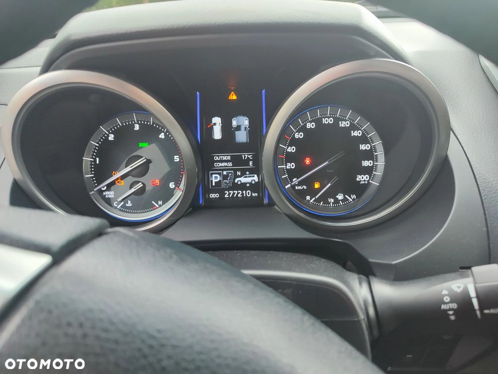 Toyota Land Cruiser LC 2.8 D-4D Prado - 22
