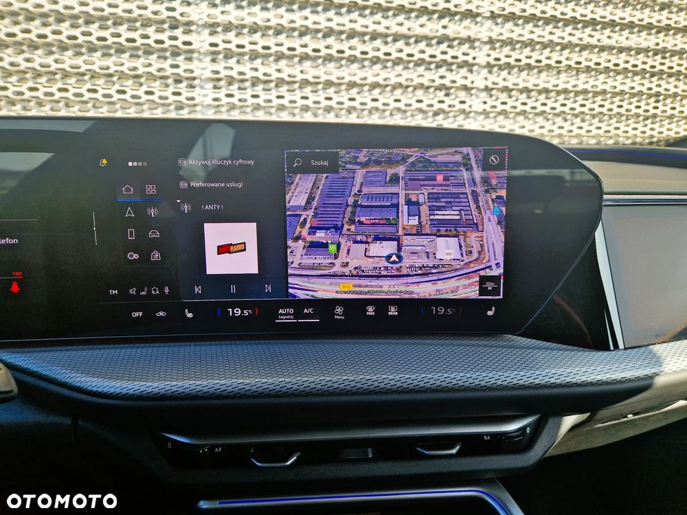 Audi Q5 Sportback - 11