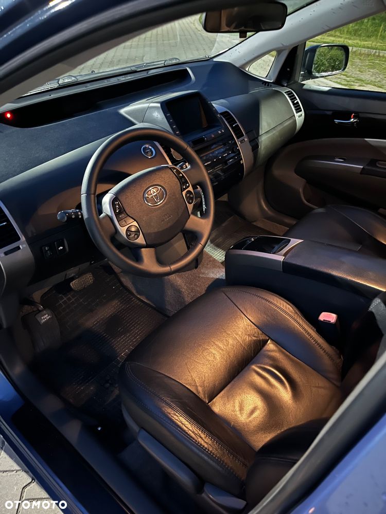 Toyota Prius 1.5 VVT-i Prestige - 21