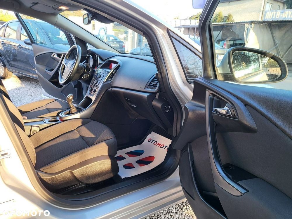 Opel Astra - 18