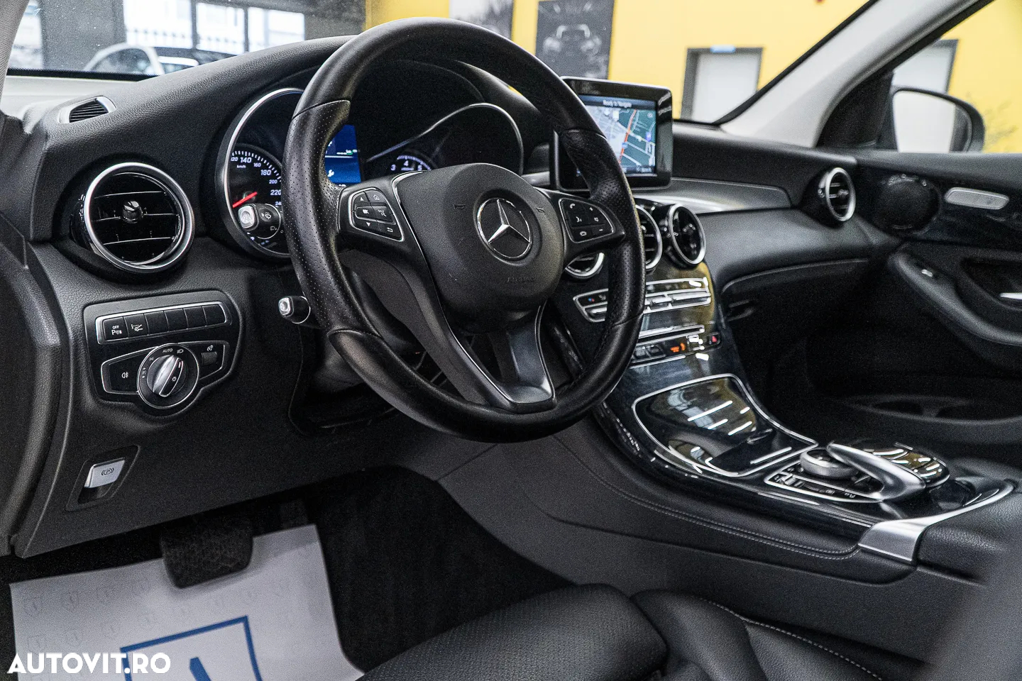 Mercedes-Benz GLC 350 e 4Matic 7G-TRONIC - 2
