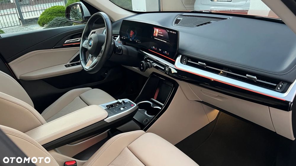 BMW X1 sDrive18i xLine - 28
