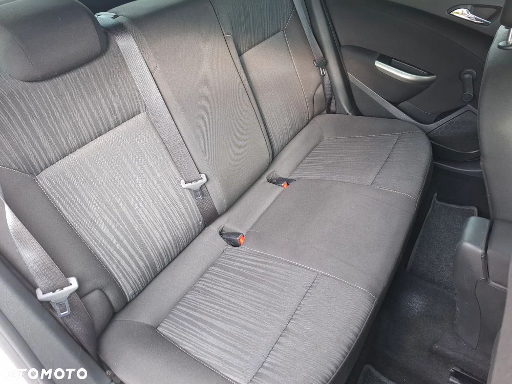 Opel Astra 1.4 Turbo Innovation - 21