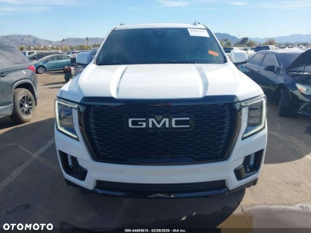 GMC Yukon - 7